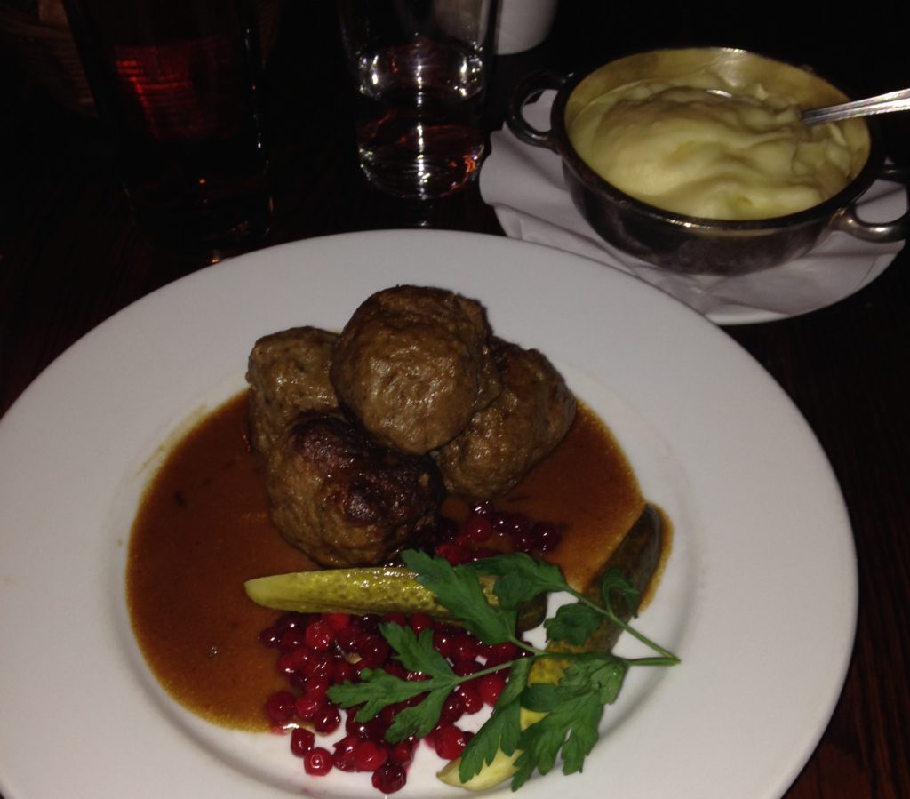 Swedish Meatballs, Pelikan
